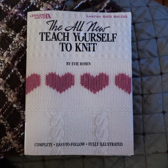 How to Knit and Crochet Vintage Pattern Instruction Books - 3 pcs - Picture 5 of 6